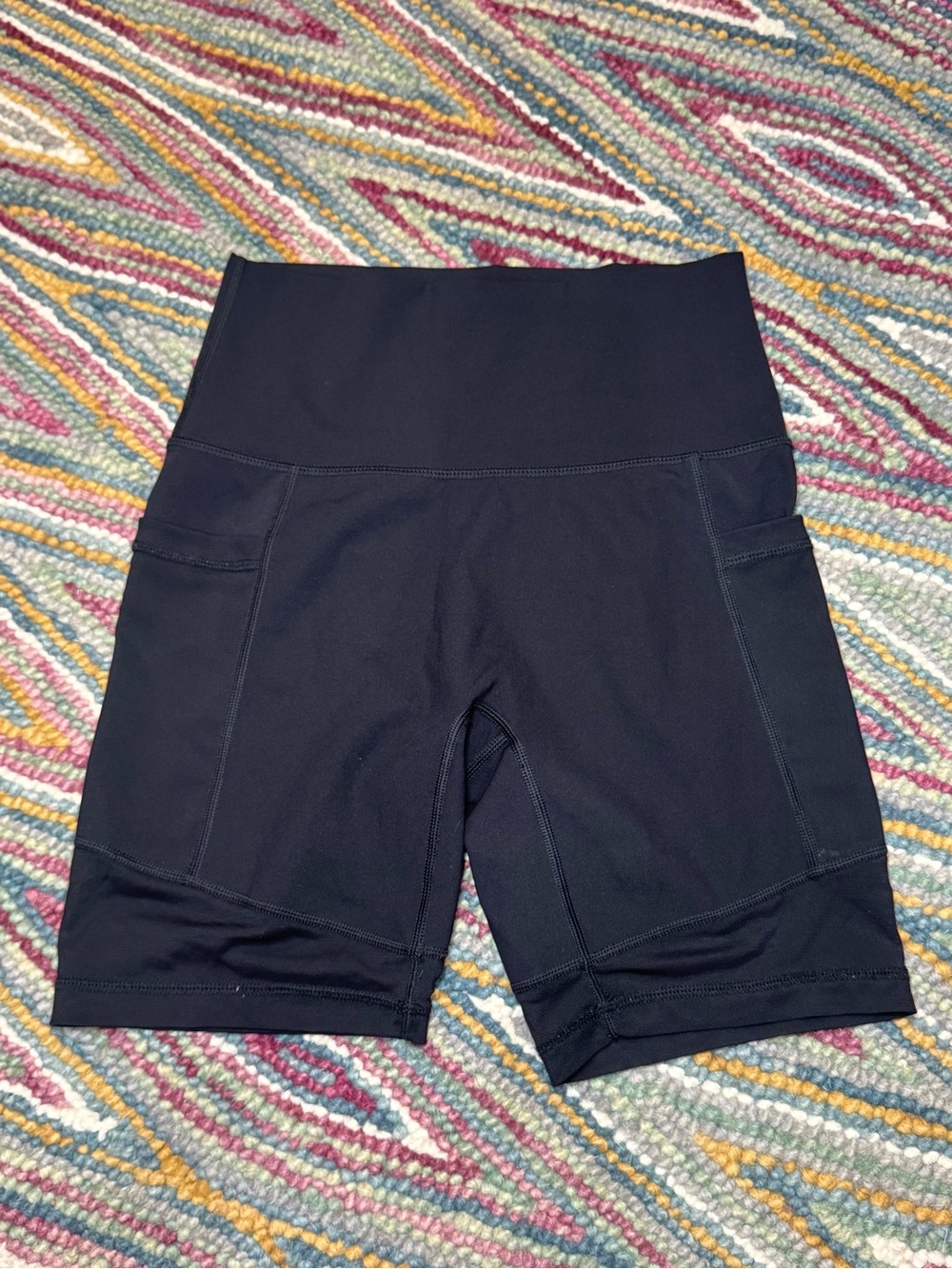 ▪️⚫️ aerie High-Waist Black Bike Shorts with Side Pockets ⚫️▪️ - Picture 6 of 9
